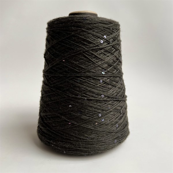 Merino Paillettes: 100% меринос + пайетки 3 мм. Метраж 420м/100г 01159