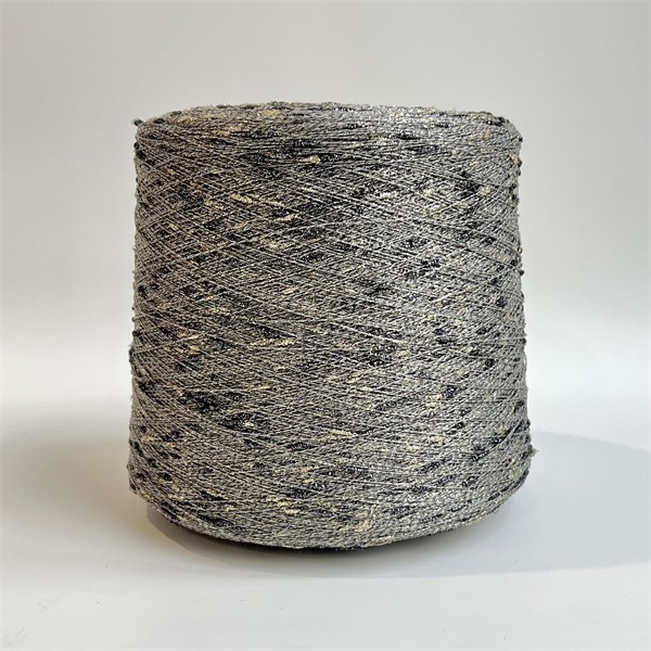 Brillino: 75% вискоза, 20%люрекс, 5% па. Метраж 1100м/100г. 03109