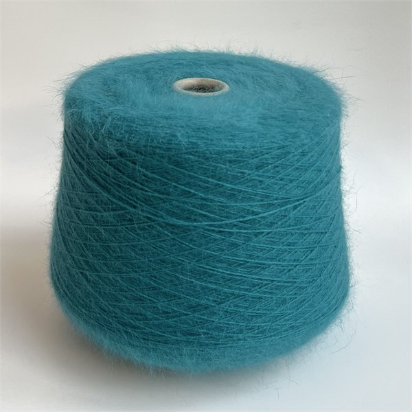 Regina Plus 2/16 - Casa Del Filato: 80% пух кролика, 20% па. Метраж 800м/100г 02035