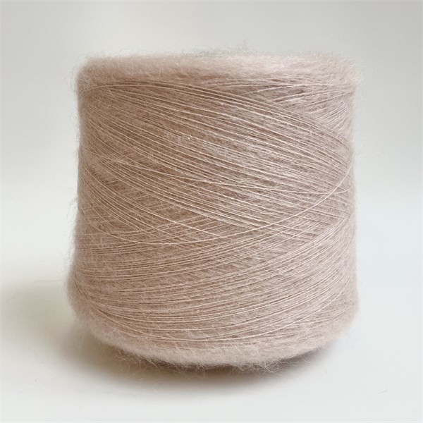 Aurora - Filcom: 70% суперкидмохер, 30% шелк. Метраж 850м/100г 08099