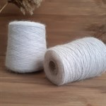 Angora  - Casa Del Filato: 80% пух кролика, 20% па. Метраж 2/10 - 500м/100г 02023